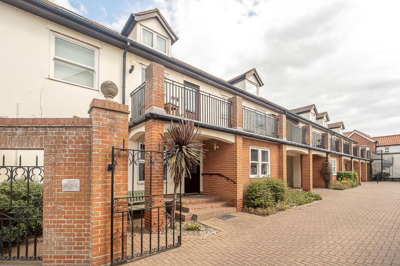 The Haven At Coastguard Court - Aldeburgh Coastal Cottages Bagian luar foto